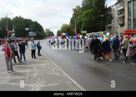 KOVROV, RUSSIA - SEPTEMBER 5, 2015: Birthday of the town Kovrov. Festive parade Stock Photo