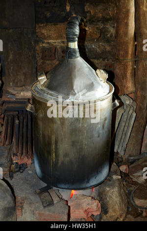 Distillation Rice Wine Distilling rice wine, Cam Kim Island, Hoi An, Vietnam Stock Photo - Alamy