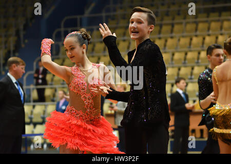 Orenburg, Russia - 12 November 2016: Girl and boy dancing on Orenburg competitions in sport dancing. Stock Photo