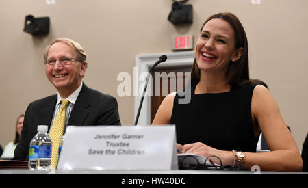 Washington, USA. 16th Mar, 2017. Actress, film producer and 'Save the Children' trustee Jennifer Garner (R) testifies before the House Labor, Health and Human Services, Education, and Related Agencies subcommittee hearing on 'Investing in the Future - Early Childhood Education Programs at the Department of Health and Human Services' on Capitol Hill in Washington, DC, the United States, on March 16, 2017. Credit: Bao Dandan/Xinhua/Alamy Live News Stock Photo