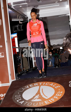 Paris, France. 16th March, 2017. Alicia Aylies, Miss France 2017 on the starting line during the Eiffel Tower Vertical in Paris, France on March 16, 2017. Credit: bernard menigault/Alamy Live News Stock Photo