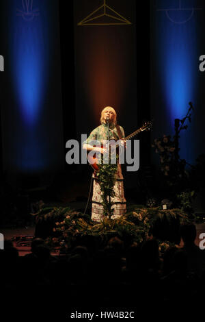 London, UK. 17th Mar, 2017. Laura Marling performing live on stage at The Roundhouse in London. Photo date: Friday, March 17, 2017. Photo credit should read: Roger Garfield/Alamy Live News Stock Photo
