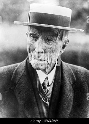 John D. Rockefeller, Jr., as he appeared before the Senate Oil  Investigating Committee in Washington today to lend what aid he could in  exploring the mysteries of the Continental Trading Company's $3,000,000