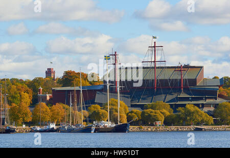 Vasa Museum (Vasamuseet) maritime museum, Djurgarden, Stockholm. Displays restored 17th century warship Vasa which sank on its maiden voyage in 1628. Stock Photo