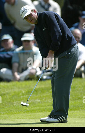 PETER BAKER ENGLAND WENTWORTH GOLF CLUB VIRGINIA WATER ENGLAND 25 May 2002 Stock Photo