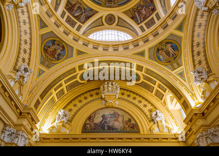The largest medicinal thermal baths in Europe. The Neo baroque Szechenyi baths, City Park. Budapest Hungary, Southeast Europe Stock Photo