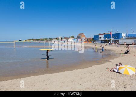 France, Nord, Petit fort philippe, seafront and beach huts Stock Photo