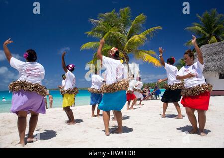 France, French Polynesia, Aranui 5 freighter and passenger ship cruise to the Marquesas archipelago, Port of call in Takapoto atoll, dances for the tourists performed by local amateur women Stock Photo