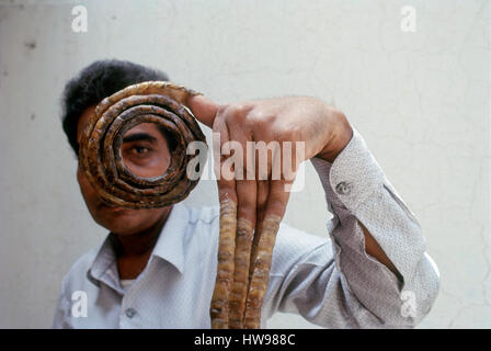 Shridhar Chillal, longest fingernails Guinness world record, India ...