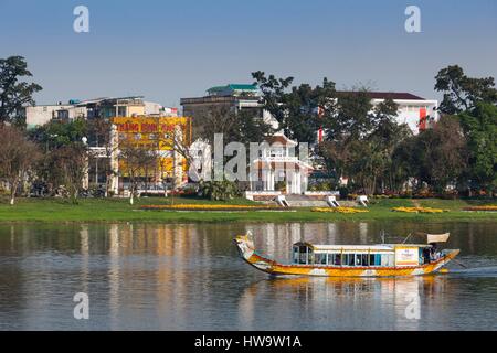 Vietnam, Hue, dragon excursion boats, Perfume River Stock Photo