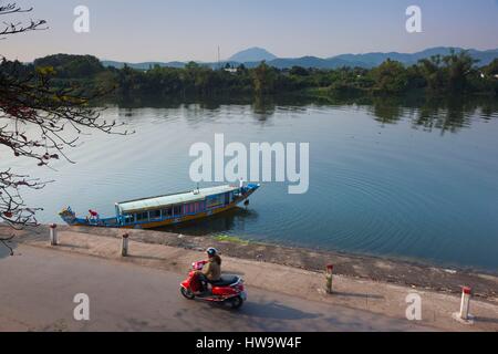 Vietnam, Hue, dragon excursion boats, Perfume River Stock Photo