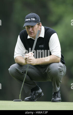 NICK FALDO ENGLAND WENTWORTH CLUB VIRGINIA WATER ENGLAND 29 May 2004 Stock Photo