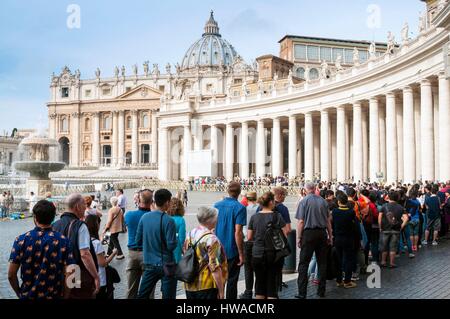 Italy, Latium, Rome, Vatican City, listed as World Heritage by UNESCO, Statues of saints, Bernini's colonnade, Piazza San Pietro, St. Peter's square, Stock Photo