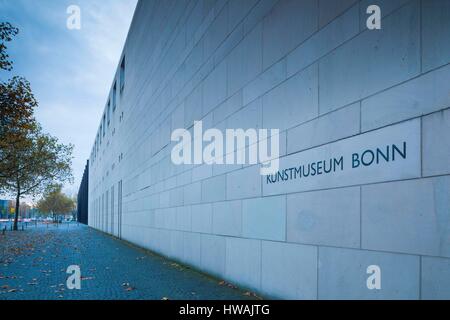 Germany, Nordrhein-Westfalen, Bonn, Museumsmeile, Kunstmuseum Bonn, art museum, sign