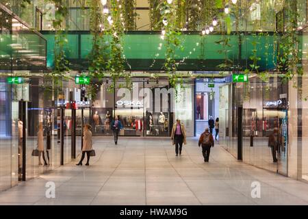 Germany, Bavaria, Munich, shopping district, Funf Hofe, luxury shopping mall Stock Photo