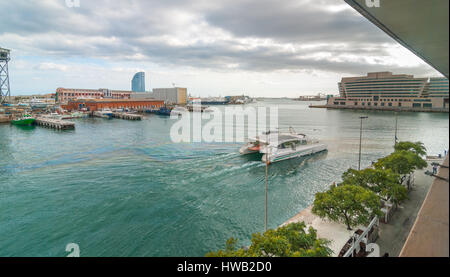 catamaran port catalonia vell