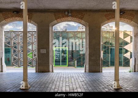 France, Loire, Saint-Etienne, nominated as part of Unesco’s Creative Cities Network, Cite du Design was inaugurated in 2009 on the former site of the Manufacture Nationale d'Armes in the heart of the creative neighborhood Manufacture Plaine Achille Stock Photo