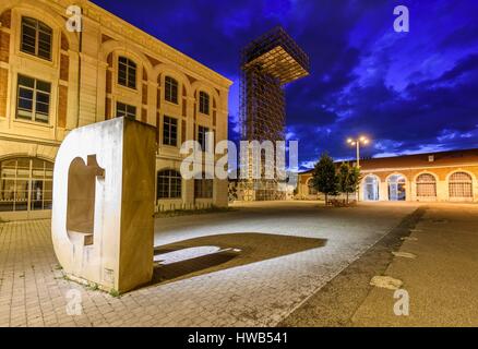 France, Loire, Saint-Etienne, nominated as part of Unesco’s Creative Cities Network, Cite du Design was inaugurated in 2009 on the former site of the Manufacture Nationale d'Armes in the heart of the creative neighborhood Manufacture Plaine Achille, the Watch Tower Stock Photo