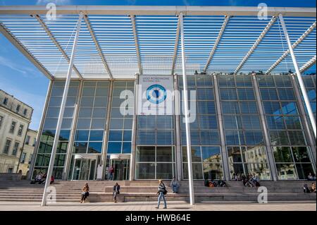 France, Gard, Nimes, Le Carré d'Art built by architect Norman Foster is a contemporary art center Stock Photo