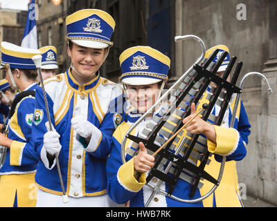 London, UK. 19th March, 2017. Members of the Mayobridge Band from Co. Down before the St. Patrick's Day Parade. © Vibrant Pictures/Alamy Live News Stock Photo