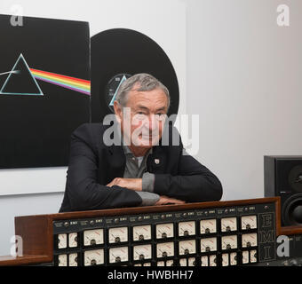 Knightsbridge, UK. 20th Mar, 2017. Renowned Pink Floyd drummer Nick Mason was reunited with an Abbey Road Console at Bonhams Knightsbridge today. The console is still in working order and is to be sold by Bonhams at their TCM Presents. Rock and Roll Through the Lens sale in New York on the 27th March Credit: Keith Larby/Alamy Live News Stock Photo