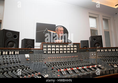 Knightsbridge, UK. 20th Mar, 2017. Renowned Pink Floyd drummer Nick Mason was reunited with an Abbey Road Console at Bonhams Knightsbridge today. The console is still in working order and is to be sold by Bonhams at their TCM Presents. Rock and Roll Through the Lens sale in New York on the 27th March Credit: Keith Larby/Alamy Live News Stock Photo