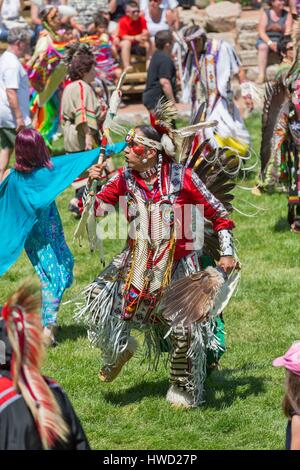 Canada, Quebec province, Quebec City, Wendake reserve Huron First Nation, the annual powwow in June, traditional dances in tradtional costume Stock Photo