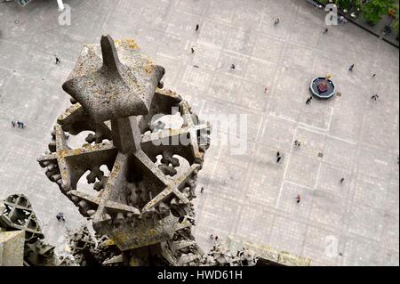 Germany, Bade Wurtemberg, Ulm, Albert Einstein' s birthplace, Lutheran Cathedral (Munster), view from the tallest church in the world with a steeple measuring 161m (530 ft), aerial view of Lion Fountain on Minster Square Stock Photo