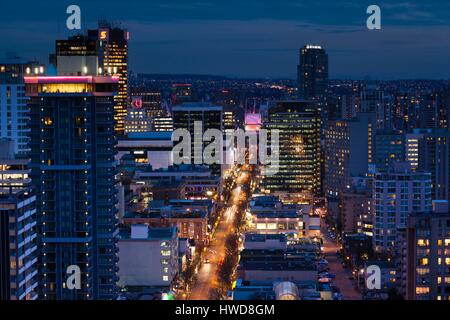 Canada, Vancouver, Robson Street, at night Stock Photo - Alamy