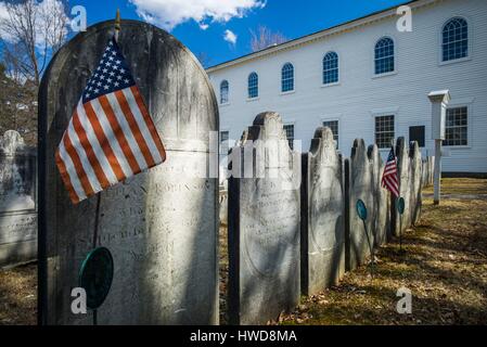 United States, Vermont, Bennington, Old First Church Burying Ground, gravestones with US flag Stock Photo