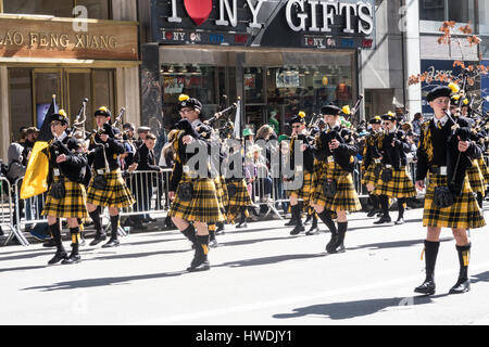 St. Patrick's Day Parade on Fifth Avenue, Manhattan, NYC, USA Stock Photo
