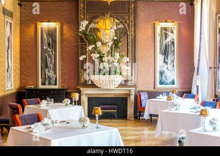 France, Gironde, Bordeaux, Intercontinental hotel Le Grand Hôtel, gourmet restaurant Pressoir d'Argent, Gordon Ramsay star restaurant open in 2015 Stock Photo
