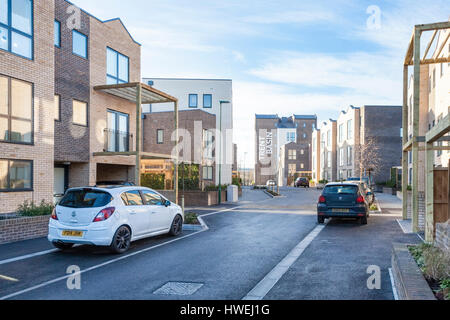 Newly built homes. A street of new build houses, part of the Trent Basin residential housing development on old industrial land, Nottingham, UK Stock Photo