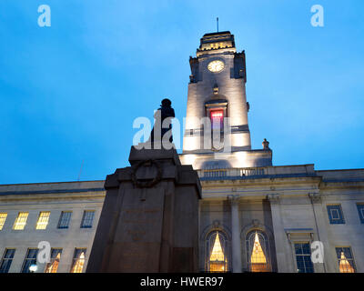 Barnsley Town Hall and War Memorial at Dusk Barnsley South Yorkshire England Stock Photo