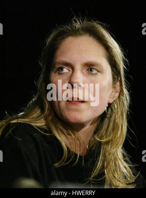 Jennifer Trosper, Jet Propulsion Laboratory mission manager for the Mars Rover Spirit talk about the latest developments on Mars during a press conference at the Jet Propulsion Laboratory in Pasadena, California on Wednesday, 21, January 2004. Photo by Francis Specker Stock Photo