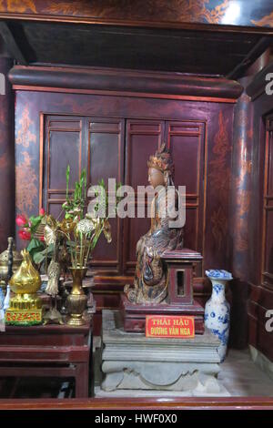 Temple of Lê Hoàn, posthumous name is Lê Đại Hành in Hoa Lư, ancient capital of Vietnam. Stock Photo