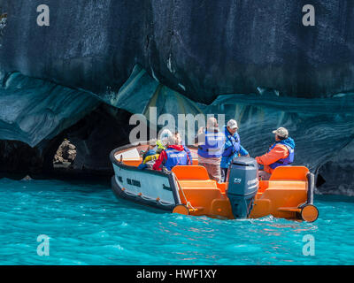 Sightseeing boat exploring the marble caves, tour from Puerto Rio Tranquilo, Aysen region, Patagonia, Chile Stock Photo