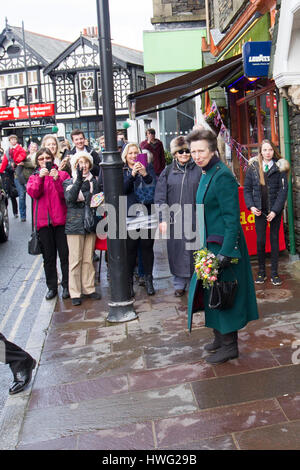 Cumbria, UK. 21st Mar, 2017. Princess Anne meeting volunteers from Save the Children in Windermere, Cumbria, who are celebrating 50 years of service . Credit: Gordon Shoosmith/Alamy Live News Stock Photo