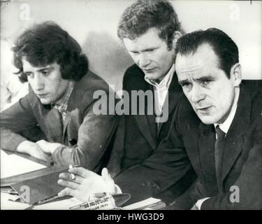 Dublin, Northern Ireland, U.K. 21st Mar, 2017. FILE - Northern Ireland's former deputy first minister and ex-IRA commander MARTIN MCGUINNESS has died aged 66. Pictured: Apr. 04, 1972 - Wanted IRA Man meets the Press; David O'Connell, one of the most wanted Provisional IRA leaders, met the Press yesterday at a conference in the Creggan housing estate, Londonderry, part of what the Republicans now call ''Free Derry''. He discussed plans for elections to determine a community government for the 35,000 Roman Catholics in the area. Mr. O'Connell also repeated the warning that the Provisionals wi Stock Photo