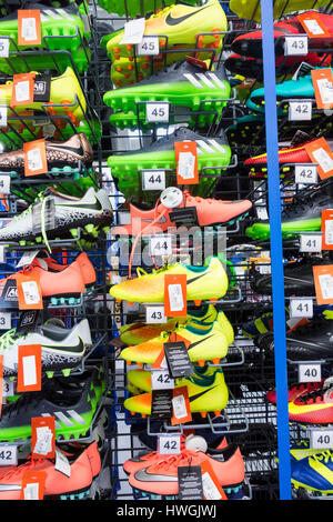 decathlon soccer boots