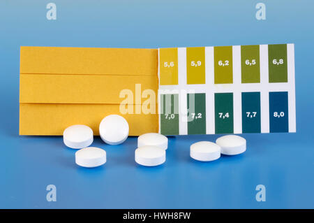Ph test stripes acids bases Hasuhat and base tablets free plate, cut out, object, object, inside, studio, indoor, acid cousin's household food supplem Stock Photo