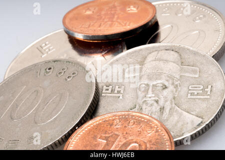 A close macro shot of an assortment of Korean coins and image of General Lee Soon Shin Stock Photo