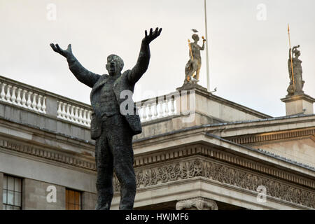 james larkin statue in front of the gpo on oconnell street Dublin Republic of Ireland Stock Photo