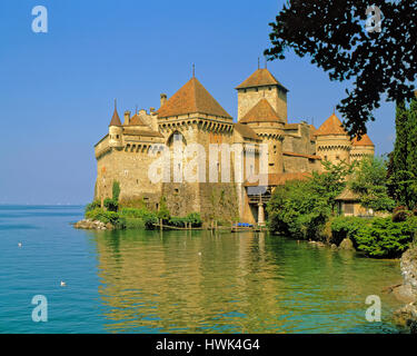 Chateau Chillon on the banks of Lake Leman (Lake Geneva) near Montreux, Switzerland. Stock Photo