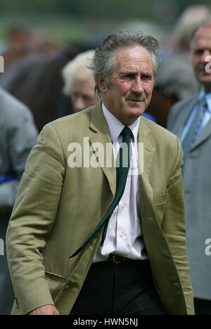 BILL TURNER RACE HORSE TRAINER BEVERLEY RACECOURSE BEVERLEY 21 May 2002 Stock Photo