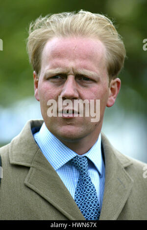 ED DUNLOP RACE HORSE TRAINER NEWMARKET RACECOURSE NEWMARKET 05 May 2002 Stock Photo