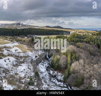 France, Auvergne, Puy de Dome, Regional Natural Park of Auvergne Volcanoes, Mont Dore, Col de Guery, waterfall (aerial view) Stock Photo