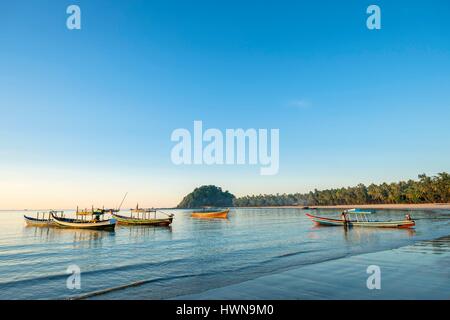 Myanmar (Burma), Rakhine state (or Arakan state), Thandwe district, Ngapali Beach Stock Photo