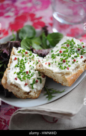 Fromage Frais With Chives Stock Photo - Alamy