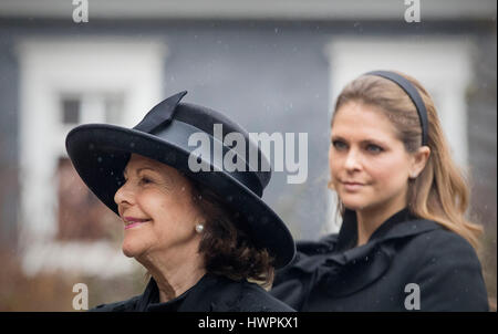 Bad Berleburg, Germany. 21st Mar, 2017. Queen Silvia and Princess Madeleine of Sweden attend the funeral service of Prince Richard zu Sayn-Wittgenstein-Berleburg at the Evangelische Stadtkirche in Bad Berleburg, Germany, 21 March 2017. Photo: Patrick van Katwijk POINT DE VUE OUT - NO WIRE SERVICE - Photo: Patrick Van Katwijk//dpa/Alamy Live News Stock Photo